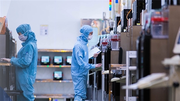 ASML中国大陆收入狂增 占比超36%!是美国的两倍还多