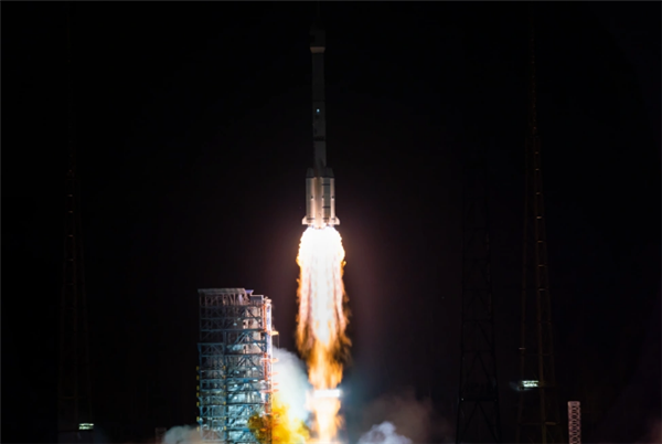 我国成功发射天链二号04星：为航天器发射提供测控支持