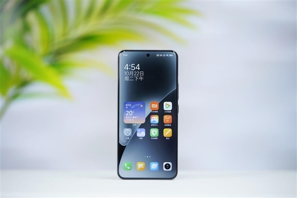小米16系列手机有望回归纯直屏：旗舰机彻底告别曲面！
