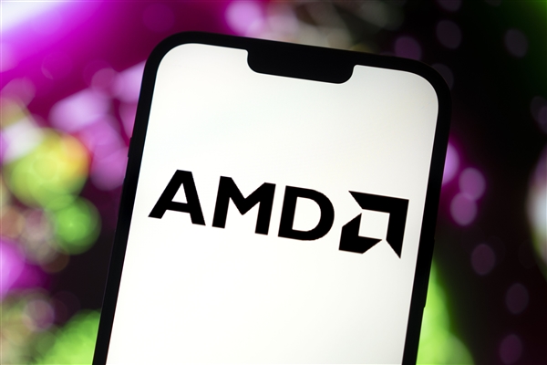 AMD爆发！锐龙9 9955HX3D测试成绩曝光：单核性能超强