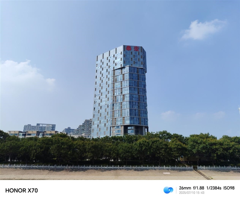 8300毫安电池、IP69K防水!荣耀X70全面评测:新一代耐用神机实至名归