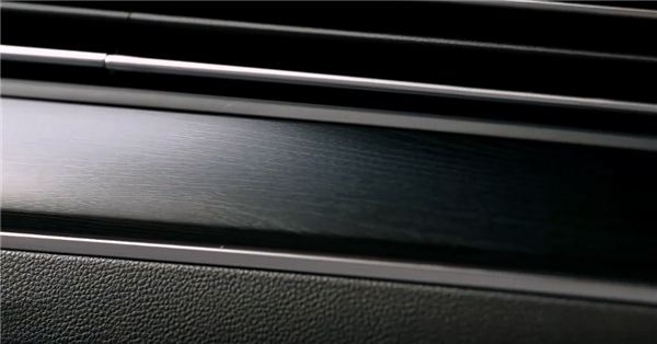 燃油神车 一汽-大众迈腾3000万辆甄选款上市：17.49万元起