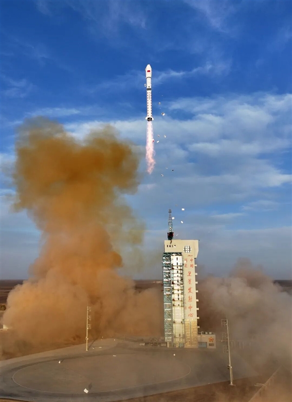 中国长征系列火箭第599次发射!长二丁的第101次