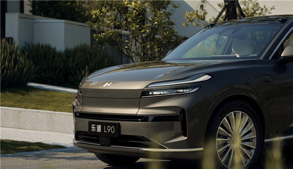 新造车10月放榜：李斌练就“蔚四万”