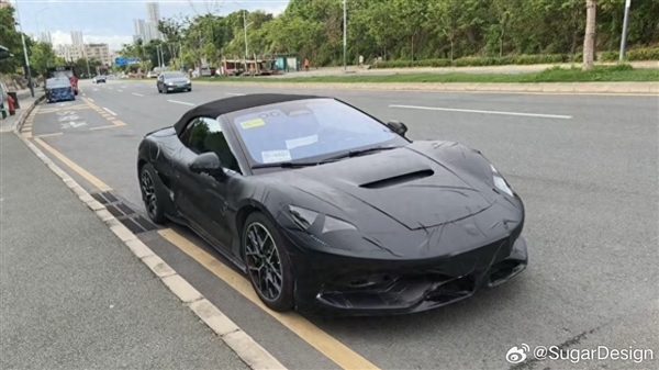 比亚迪再发个性化跑车！双门软顶版敞篷版腾势Z实车首曝