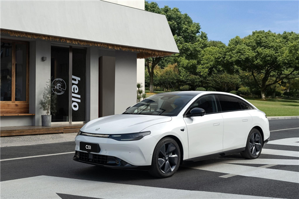 才买2年就被车企“抛弃” 这群车主开始破解车机了