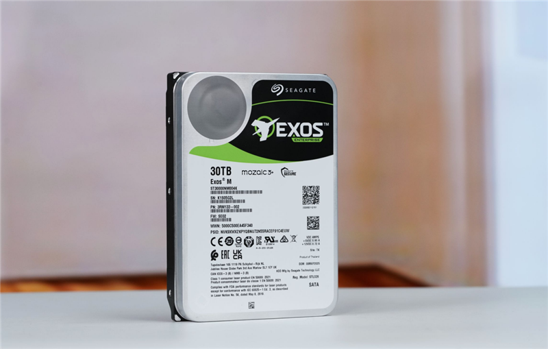 HAMR与CMR加持的稳定可靠企业级硬盘！希捷银河Exos M 30TB评测：读取逼近300MB/s
