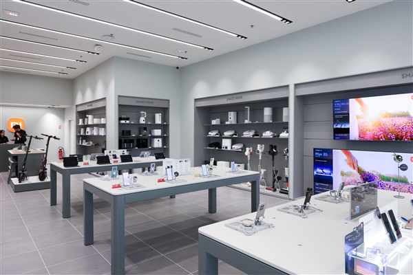 小米之家重返法国!巴黎首店正式开业