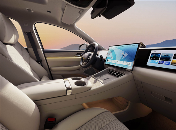 猎鹰700驾驶辅助上车！星途ET5增程版上市：13.49万起