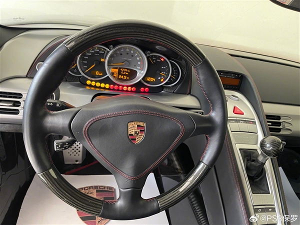 688万起 困在广州展厅里的保时捷卡雷拉GT要拍卖了:无法上牌