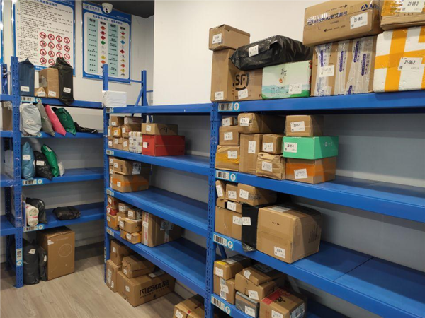 一年躺赚20万的快递驿站 开始塌房了