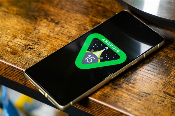 内存价格疯涨!有厂商扛不住压力:已上市机型后续要涨价