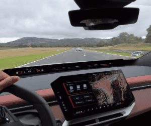 去欧洲试了宝马iX3 真给我开爽了!